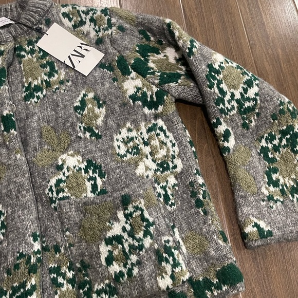 Zara green and gray knitted sweater - Picture 7 of 10